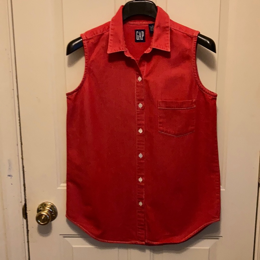 GAP red denim sleeveless blouse